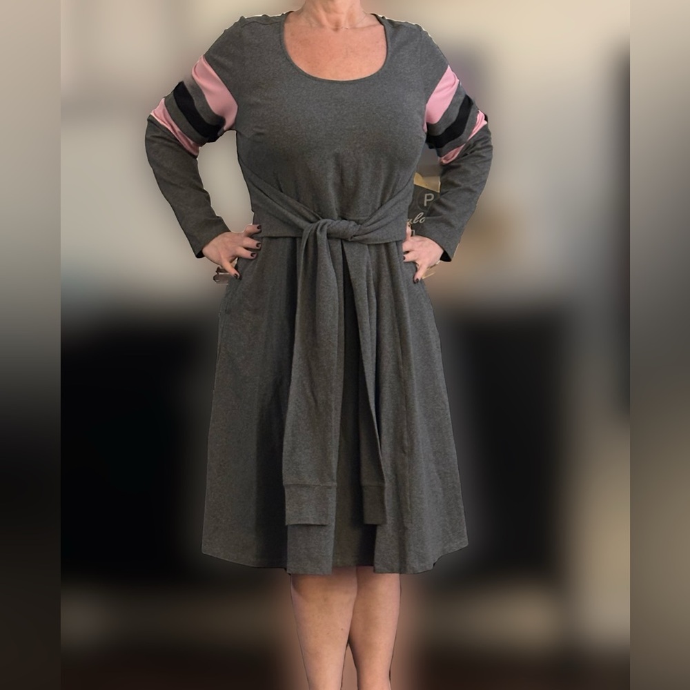 Eshakti grey long sleeve dress w pink/black stripes on sleeves. Grey belt 1X 18W